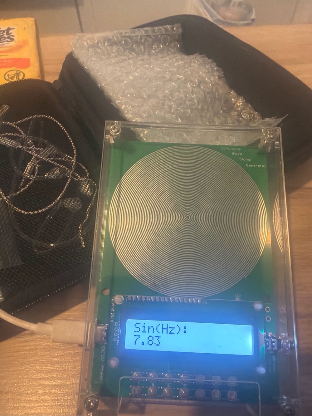 Schumann Sine Wave Signal Generator SMJAC03 w/Acrylic Shell 7.83HZ 0.01H-100KH